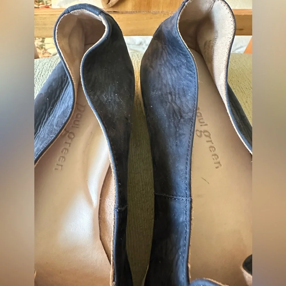 Paul Green Carmela size 9.5 navy suede Loafers Slip-On